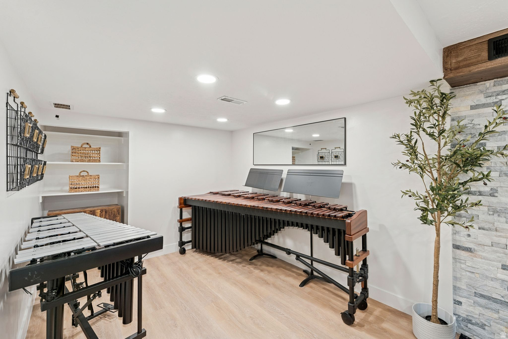 6877 PINEVIEW CIR Salt Lake City, UT 84121