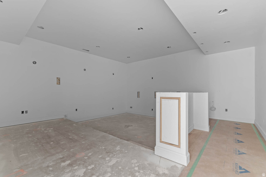 2962 E ELBERTA Sandy, UT 84092