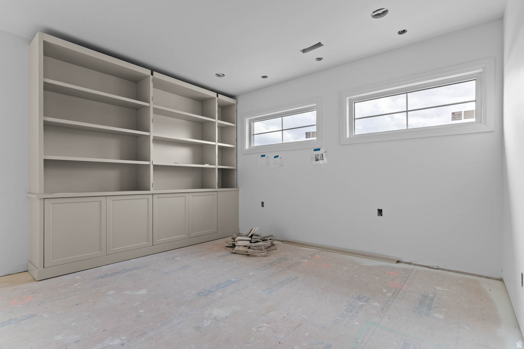 2962 E ELBERTA Sandy, UT 84092