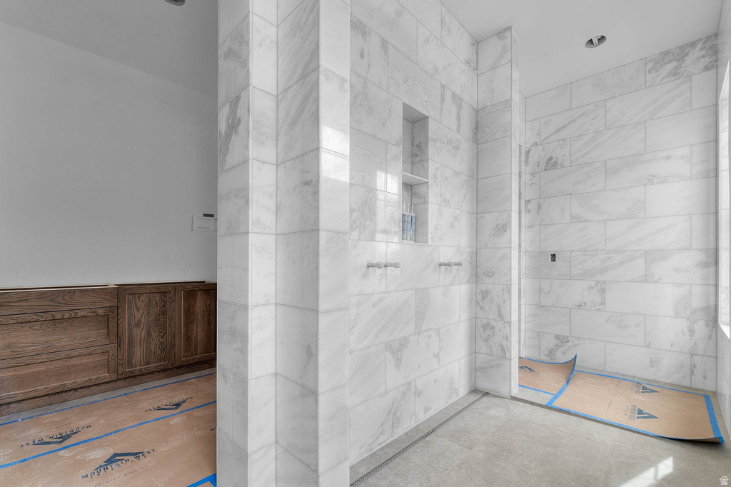 2962 E ELBERTA Sandy, UT 84092