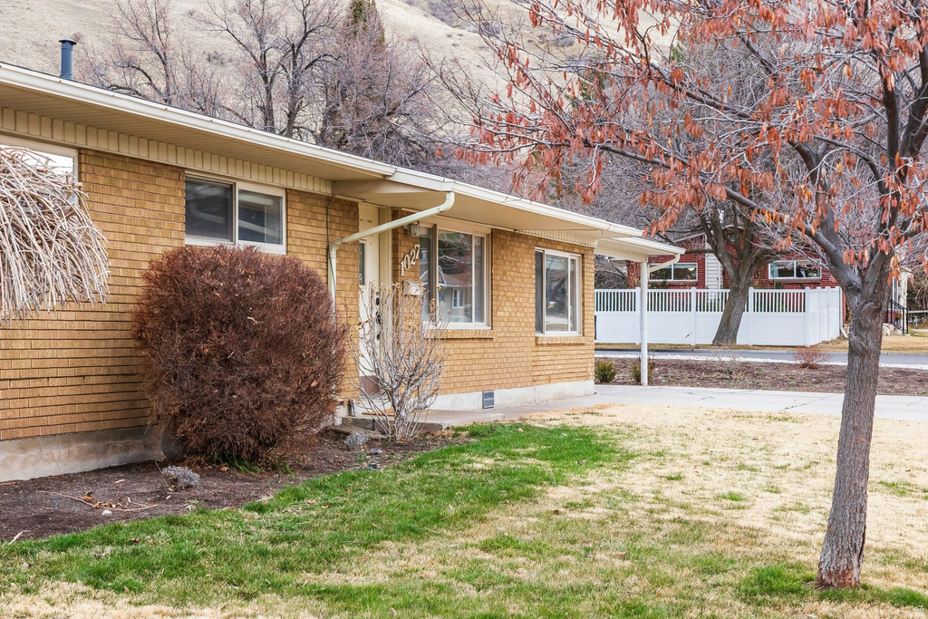 1027 E 200 N Springville, UT 84663