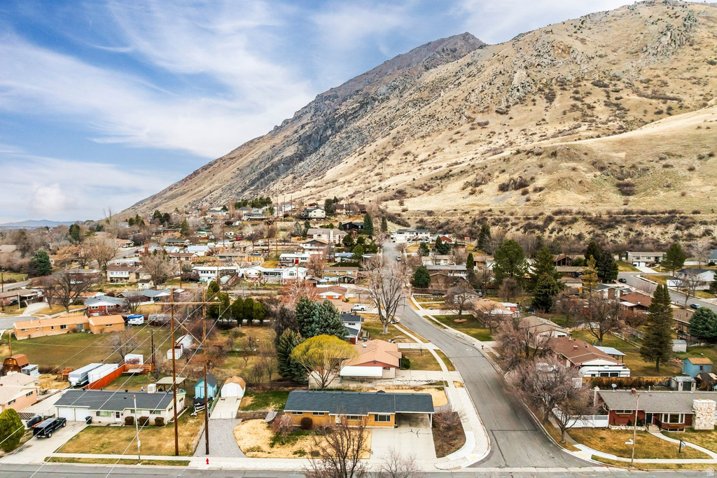 1027 E 200 N Springville, UT 84663