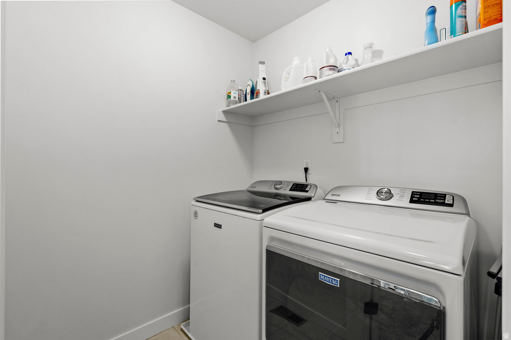 15129 S HALTER WAY Bluffdale, UT 84065