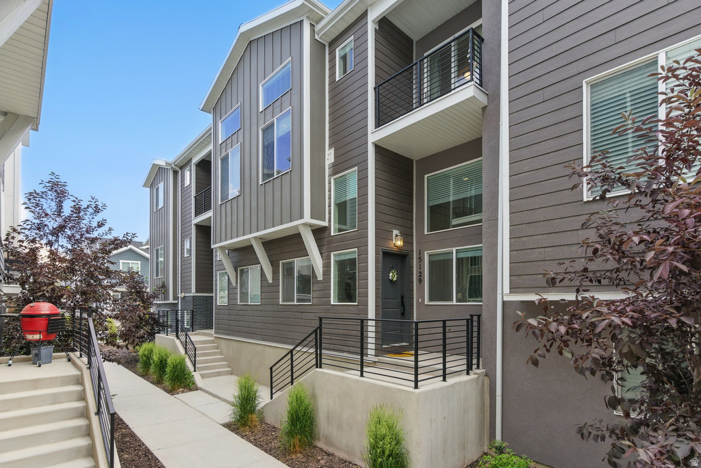 15129 S HALTER WAY Bluffdale, UT 84065