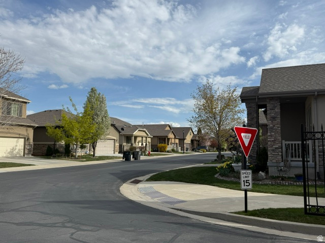 11184 S HEATHER GROVE LN South Jordan, UT 84095