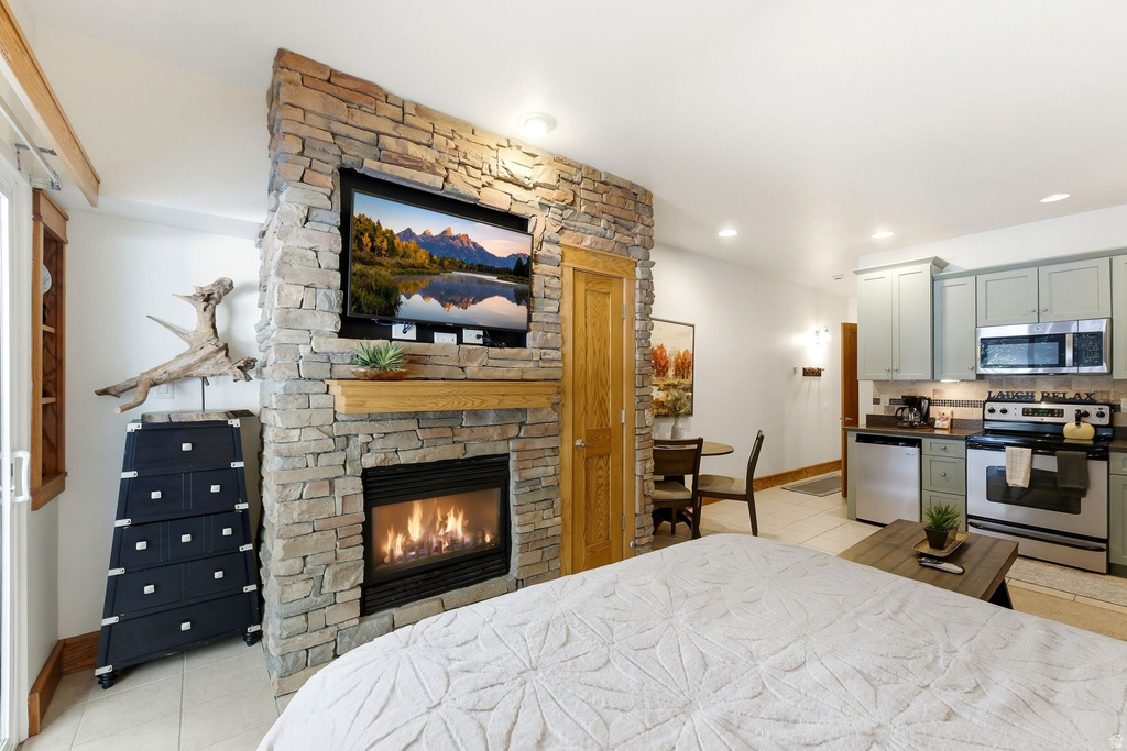 2305 SIDEWINDER DR #911 Park City, UT 84060