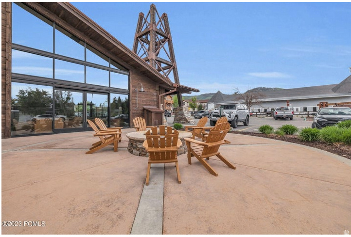 2305 SIDEWINDER DR #911 Park City, UT 84060