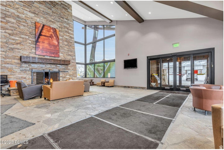 2305 SIDEWINDER DR #911 Park City, UT 84060