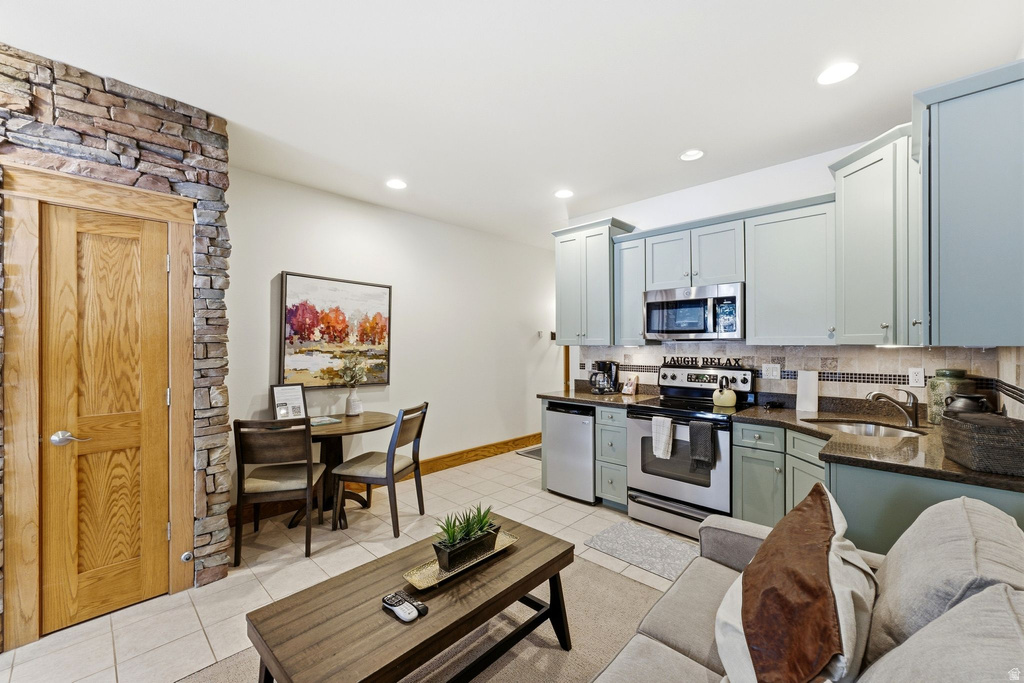 2305 SIDEWINDER DR #911 Park City, UT 84060