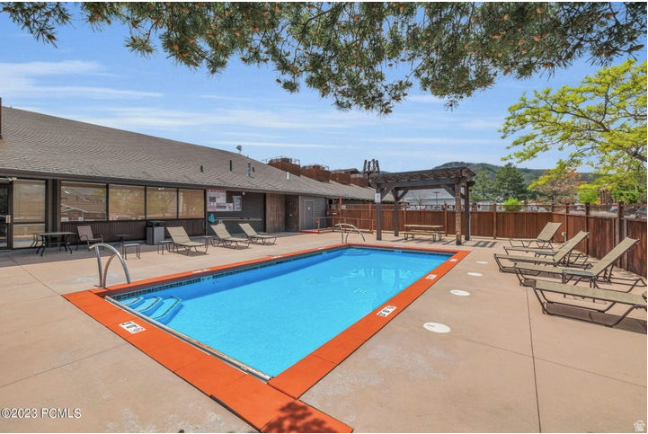 2305 SIDEWINDER DR #911 Park City, UT 84060