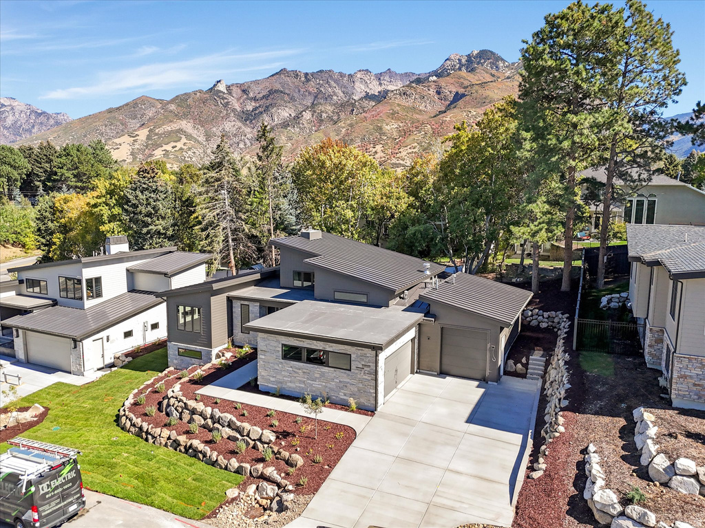 9637 S TANNENBAUM CV Sandy, UT 84092