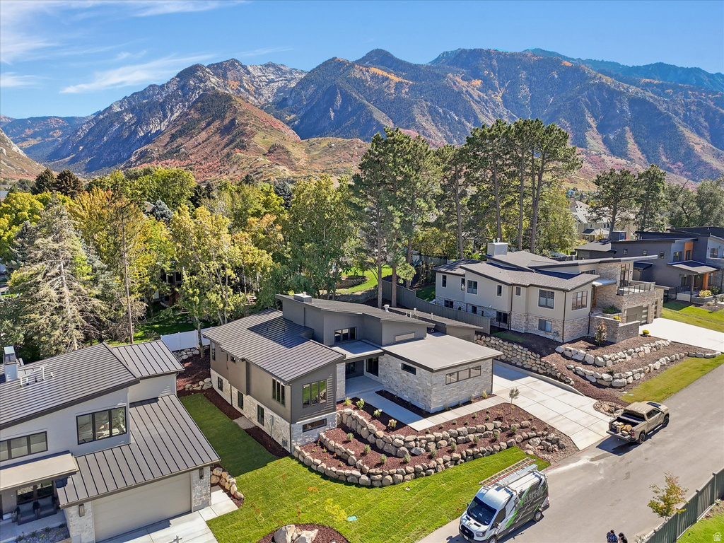 9637 S TANNENBAUM CV Sandy, UT 84092