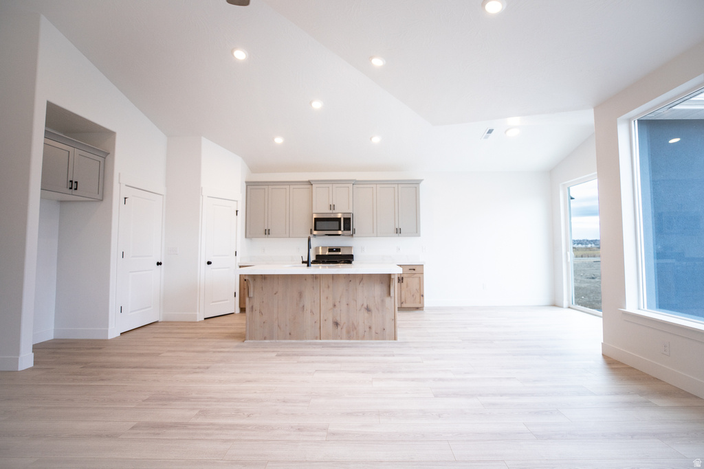 1063 N 1060 W Salem, UT 84653