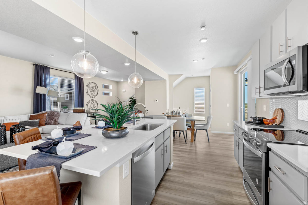 455 E KANAB CREEK DR Saratoga Springs, UT 84045