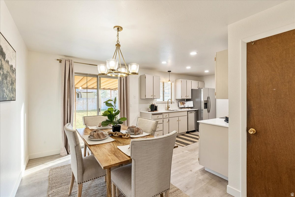 3355 W MEADOWBROOK DR Salt Lake City, UT 84119