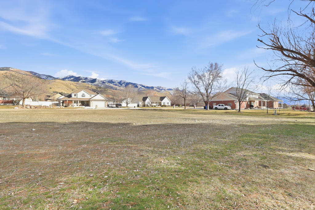 125  FAIRWAY DR Smithfield, UT 84335