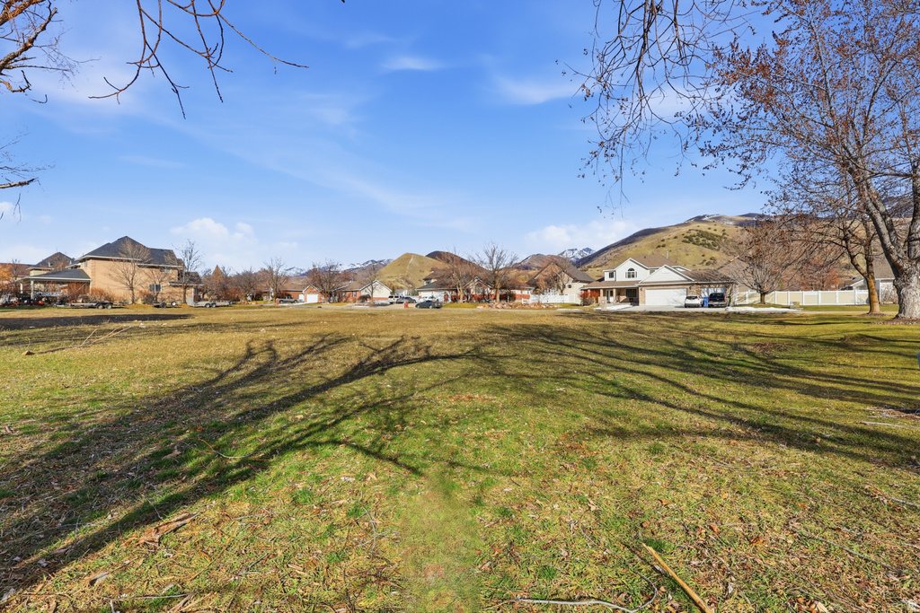 139  FAIRWAY DR Smithfield, UT 84335