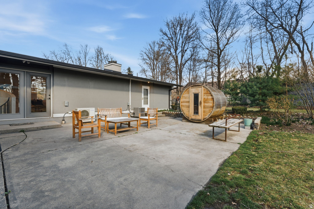 5575 S MERLYN CIR Holladay, UT 84117