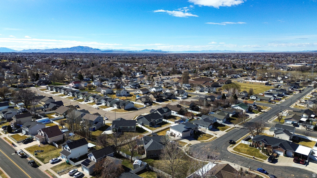 2953 W 4650 S Roy, UT 84067