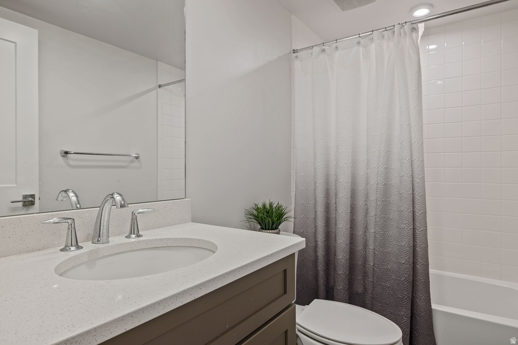 1876 W OAKWOOD CIR Lehi, UT 84043