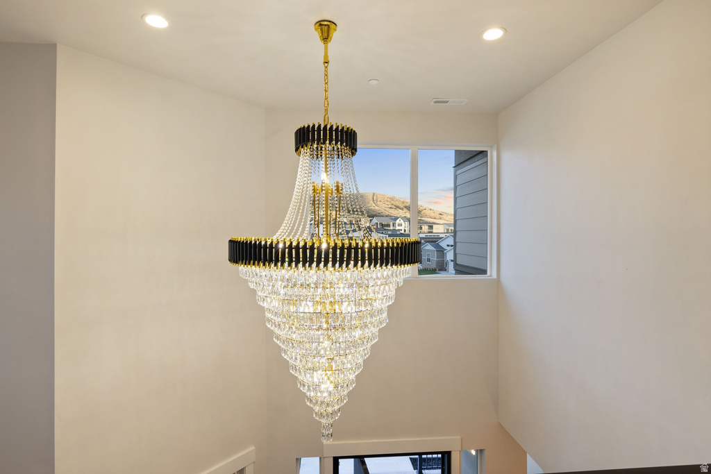 1876 W OAKWOOD CIR Lehi, UT 84043