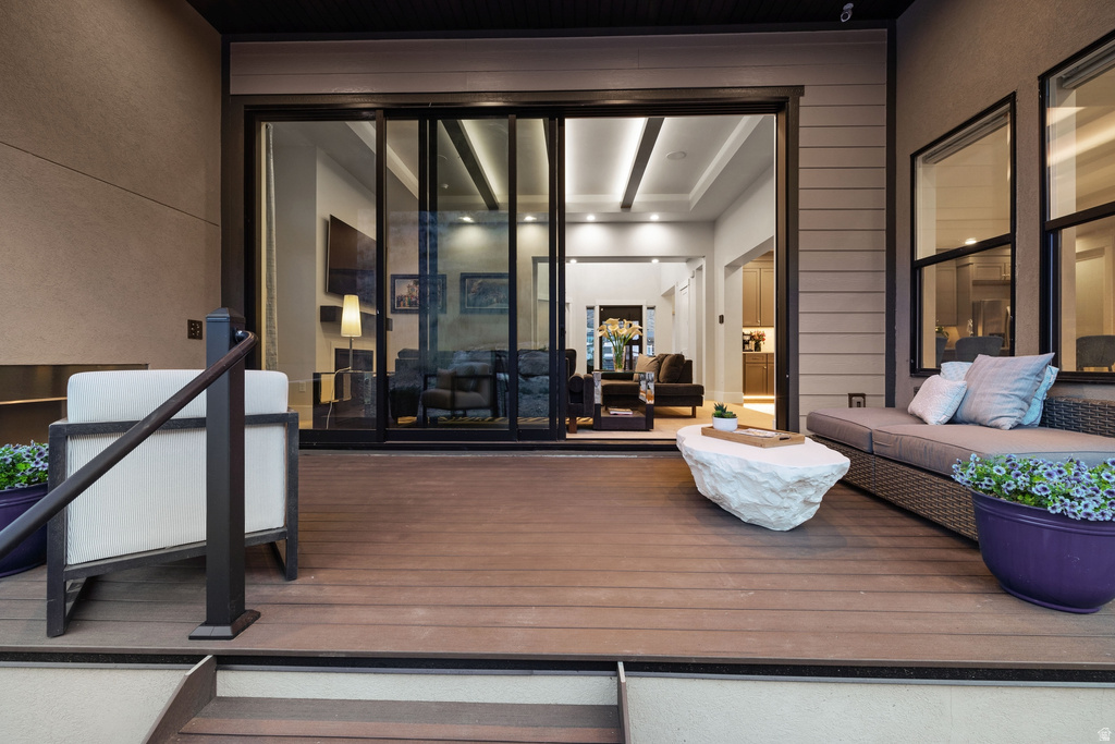 1876 W OAKWOOD CIR Lehi, UT 84043