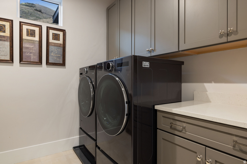 1876 W OAKWOOD CIR Lehi, UT 84043