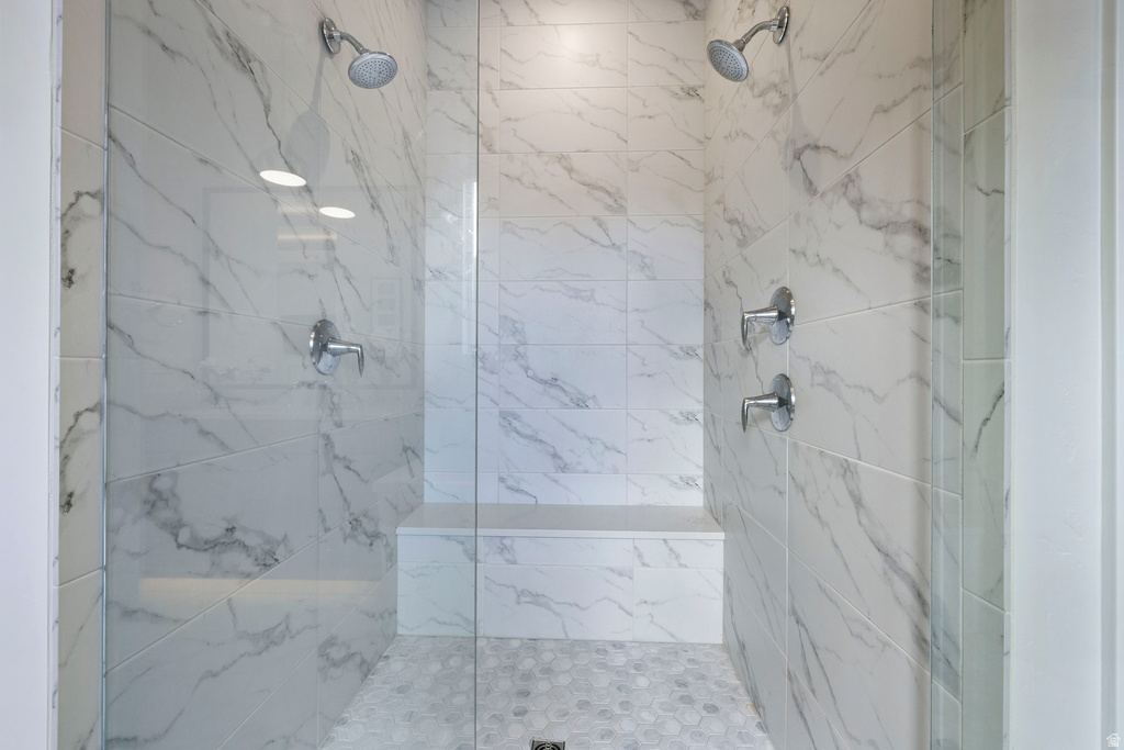 1876 W OAKWOOD CIR Lehi, UT 84043