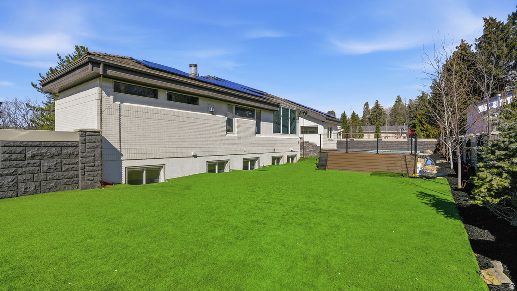 1 QUIETWOOD LN Sandy, UT 84092