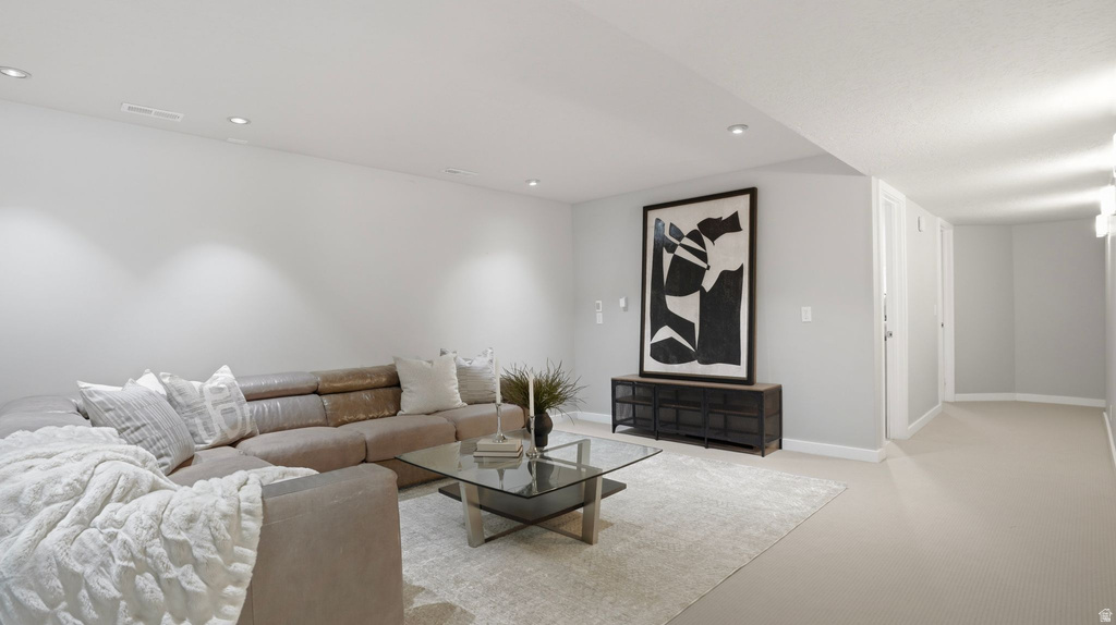 1 QUIETWOOD LN Sandy, UT 84092