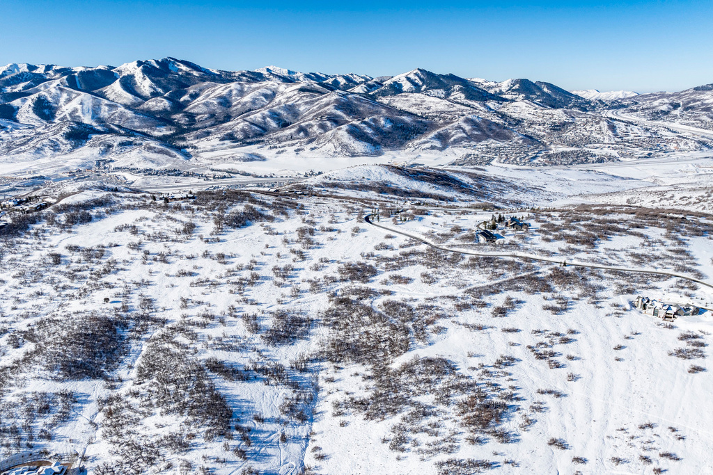 1625 W RED HAWK TRL Park City, UT 84098