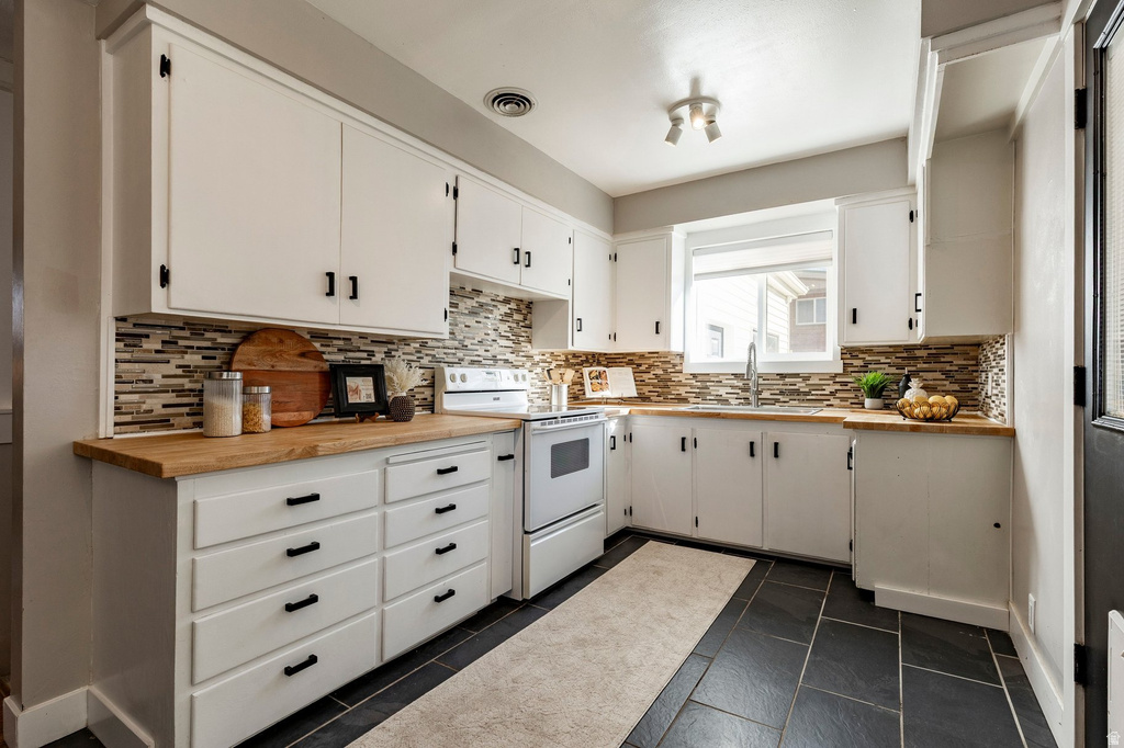 33 W WICKER LN Bountiful, UT 84010