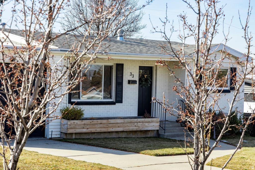 33 W WICKER LN Bountiful, UT 84010