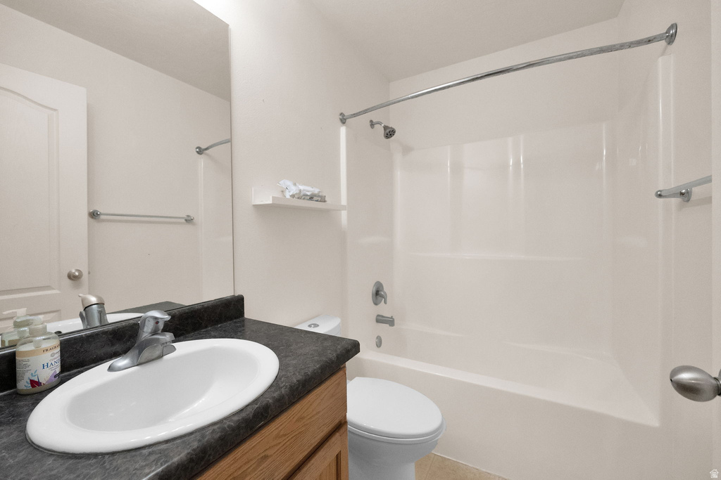 4624 N MAPLE DR Eagle Mountain, UT 84005