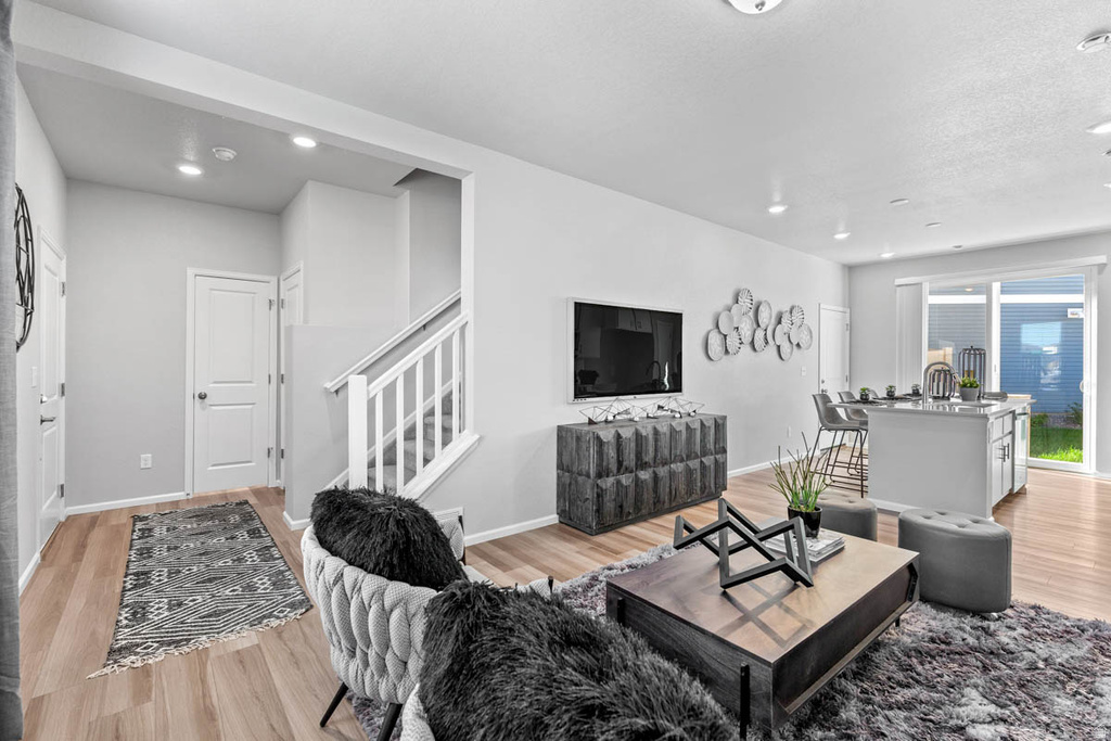 469 E KANAB CREEK DR Saratoga Springs, UT 84045