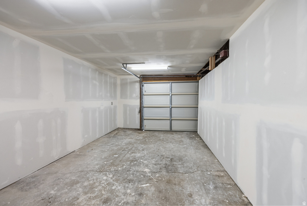 5489 S WILLOW LN Murray, UT 84107