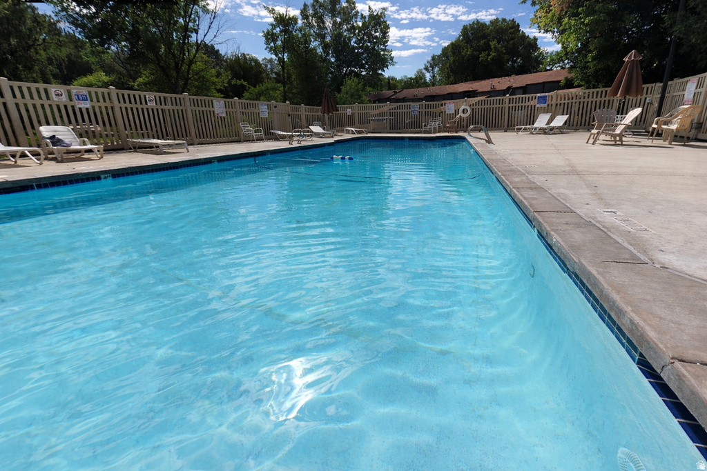 5489 S WILLOW LN Murray, UT 84107