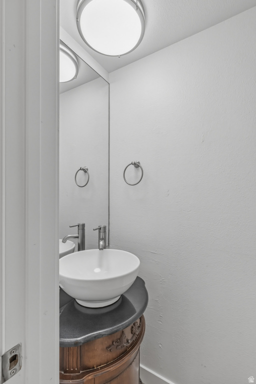 5489 S WILLOW LN Murray, UT 84107