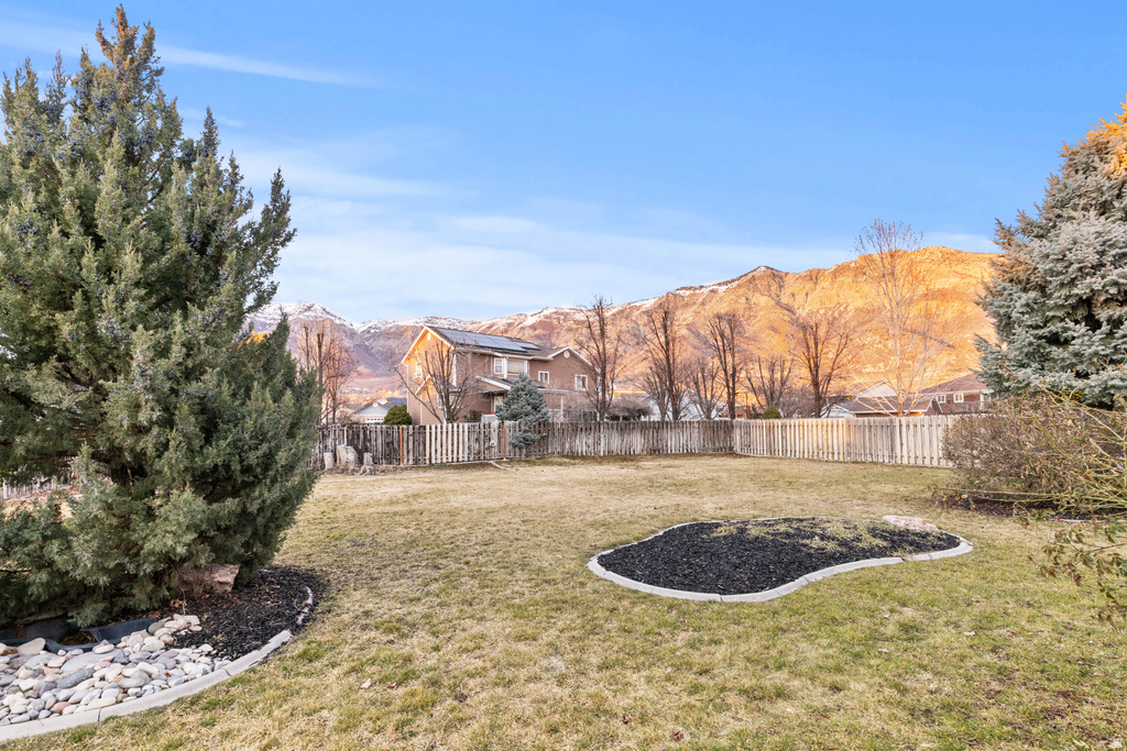 1016 E 2600 N North Ogden, UT 84414