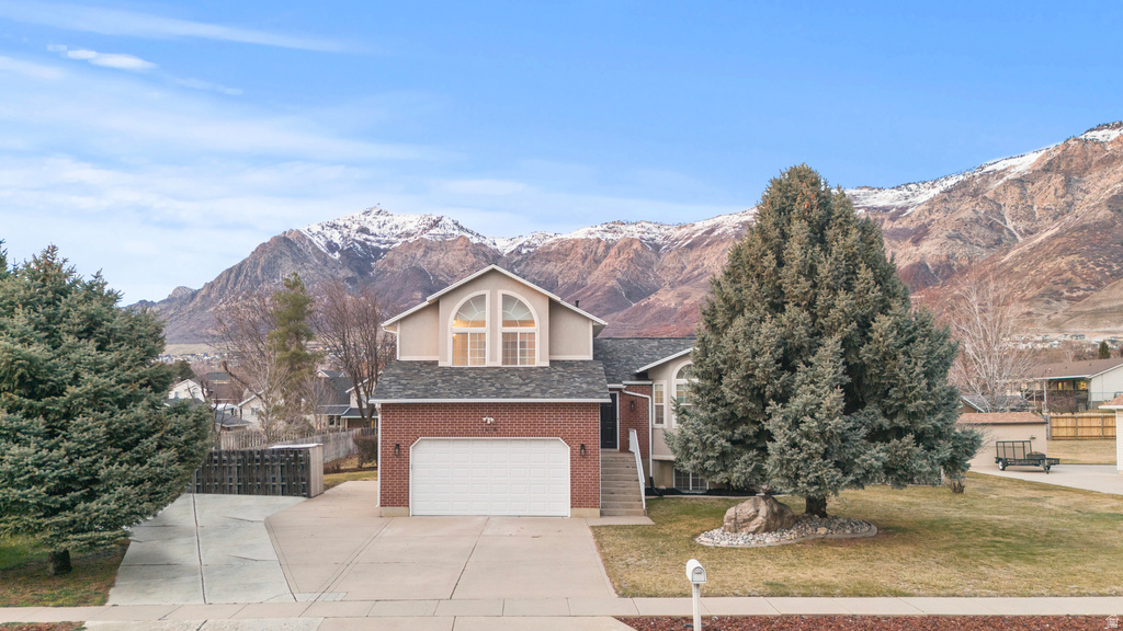 1016 E 2600 N North Ogden, UT 84414