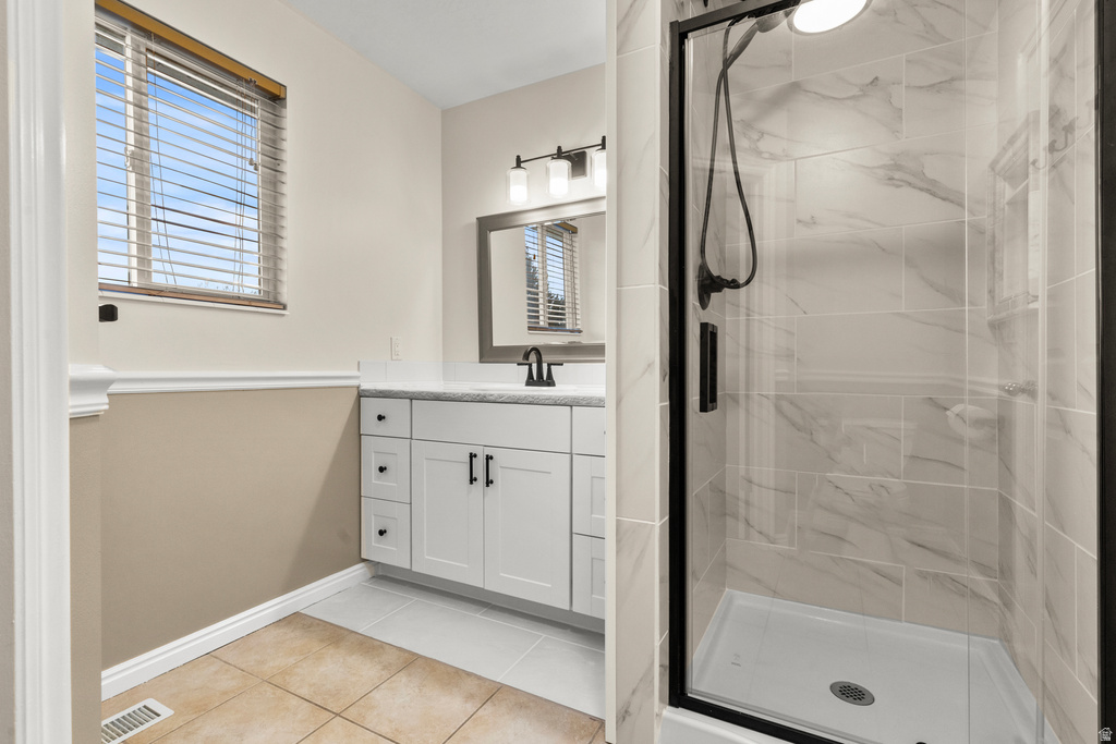 1016 E 2600 N North Ogden, UT 84414