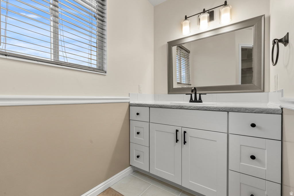 1016 E 2600 N North Ogden, UT 84414