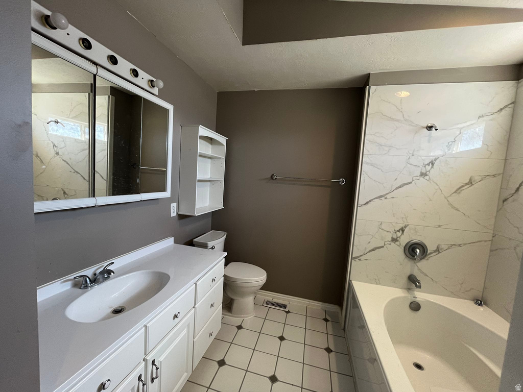 153 E COUNTRY CLUB DR Stansbury Park, UT 84074