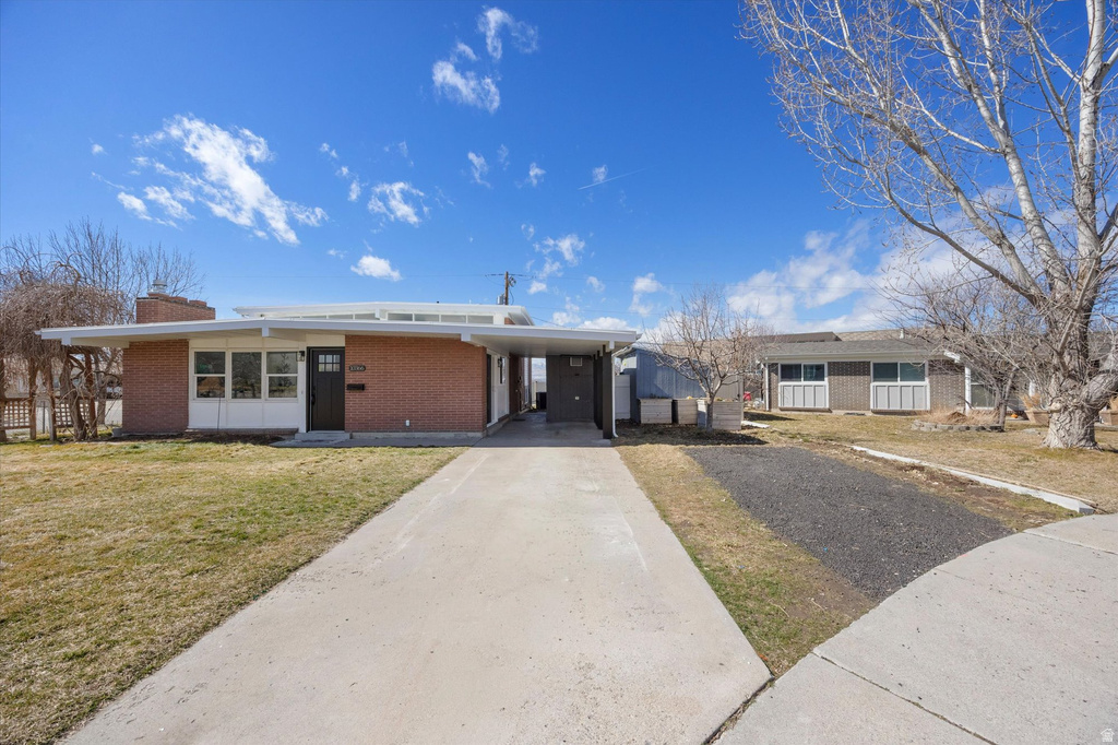 10366 S LARKSPUR CIR Sandy, UT 84094