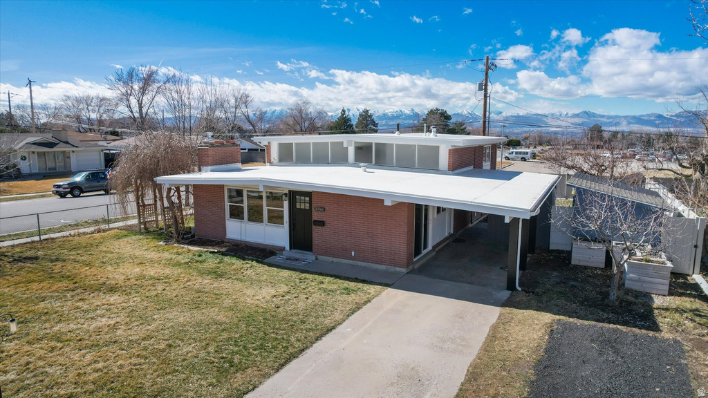 10366 S LARKSPUR CIR Sandy, UT 84094
