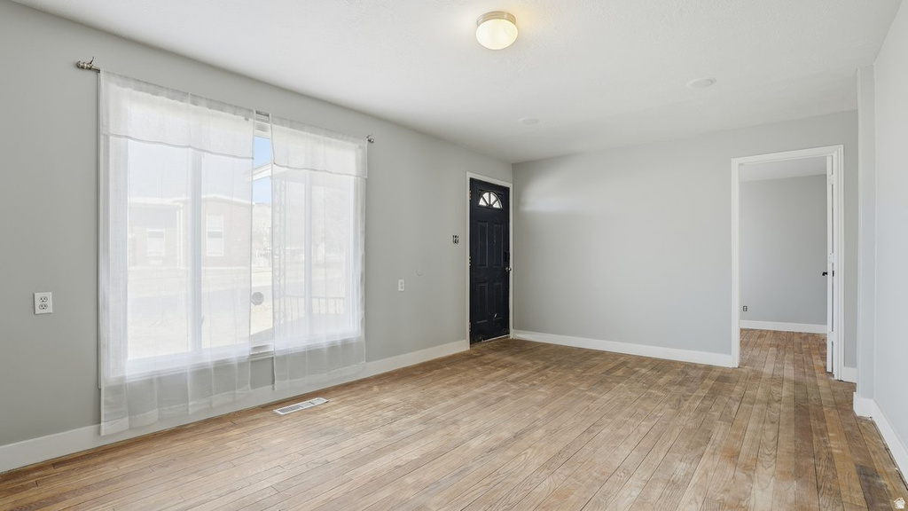 148 S GRASSY TRAIL DR East Carbon, UT 84520