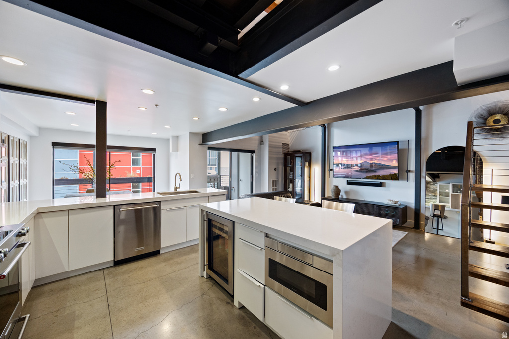 328 W 200 S #607 Salt Lake City, UT 84103