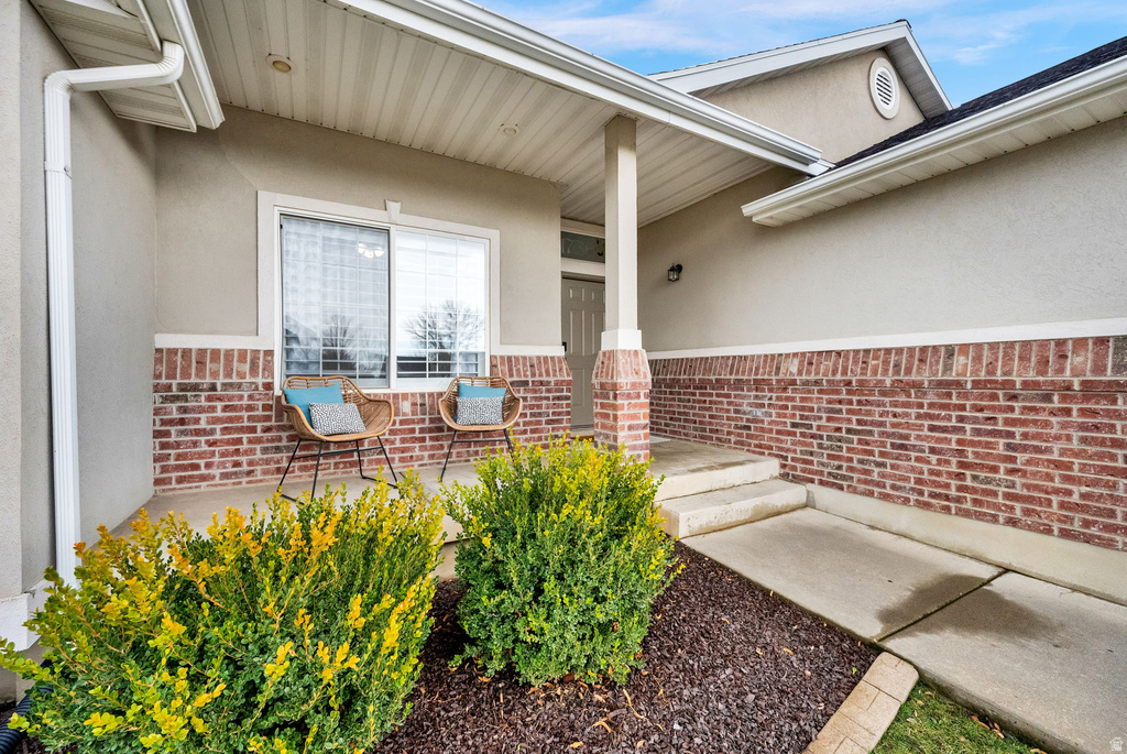 1736 N 900 E North Ogden, UT 84414