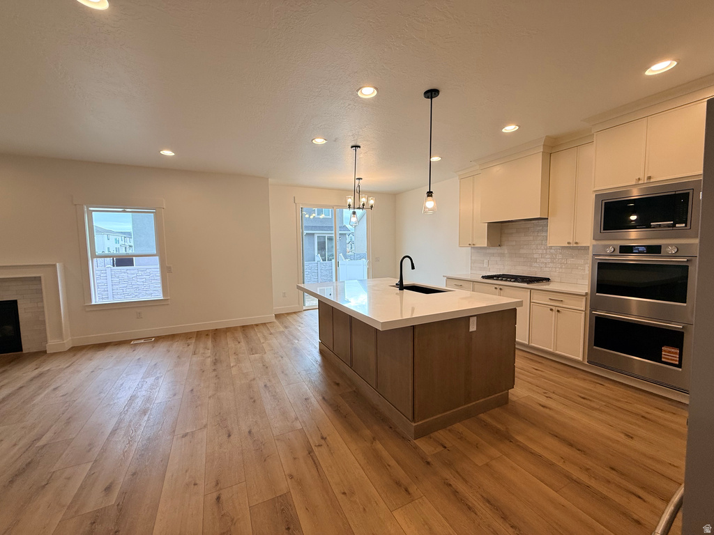 163 W HACKBERRY RD #6527 Vineyard, UT 84059