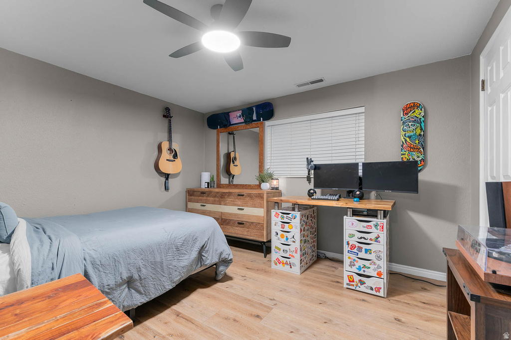 2858 E COBBLEMOOR LN Sandy, UT 84093